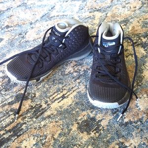 Under Armour HOVR Havoc 2 basketball size 7.5